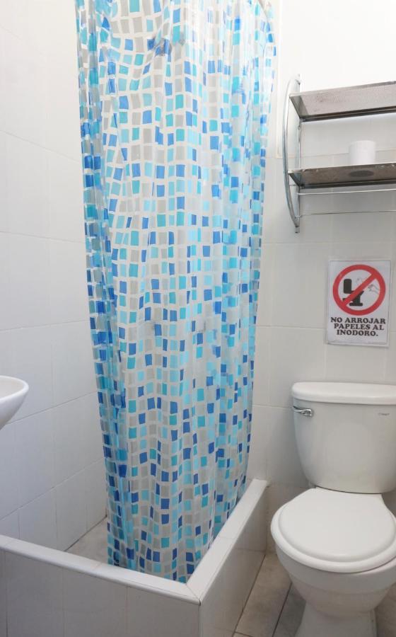 Aypa Hostal Trujillo Bagian luar foto