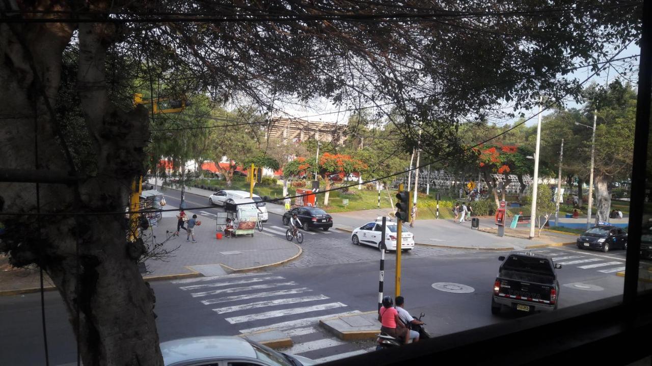 Aypa Hostal Trujillo Bagian luar foto