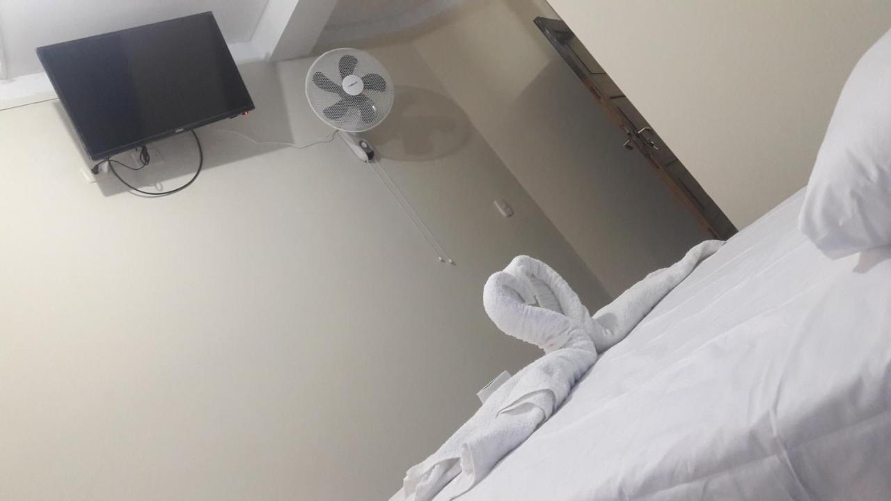 Aypa Hostal Trujillo Bagian luar foto