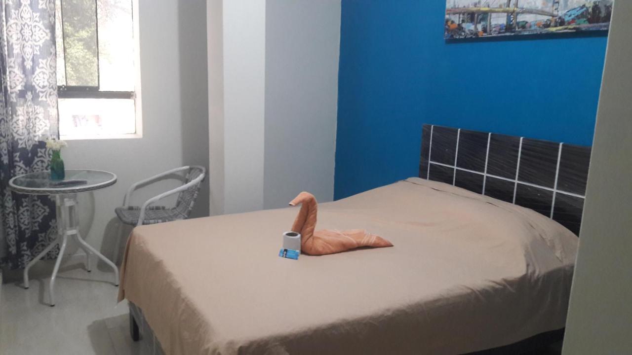 Aypa Hostal Trujillo Bagian luar foto
