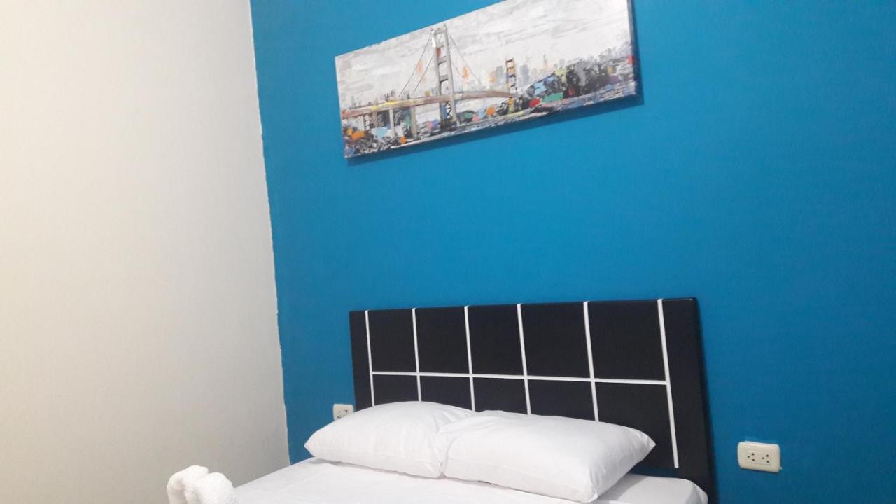 Aypa Hostal Trujillo Bagian luar foto